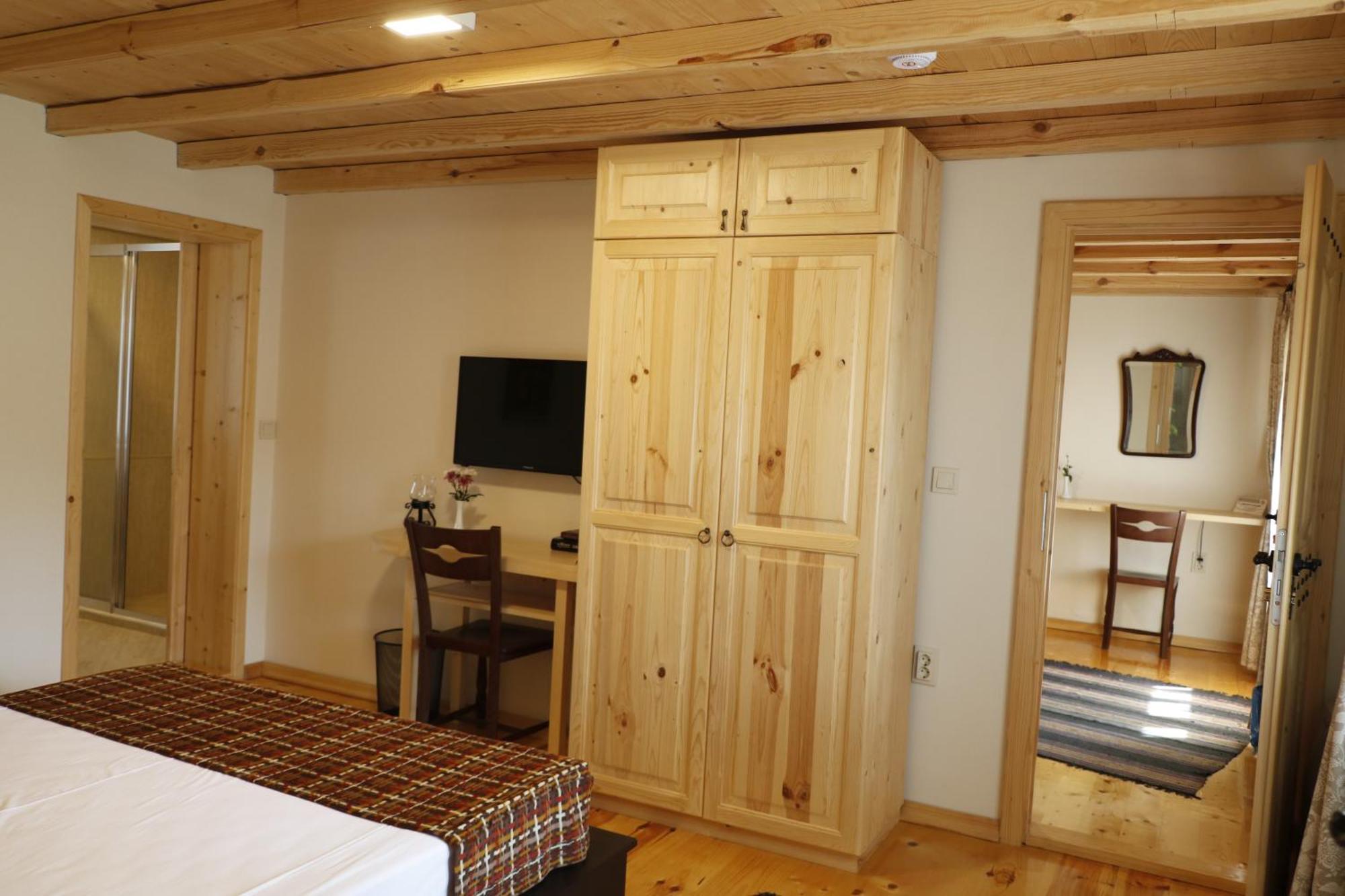 Guest House Epochs Since 1871 Lyaskovets Cameră foto